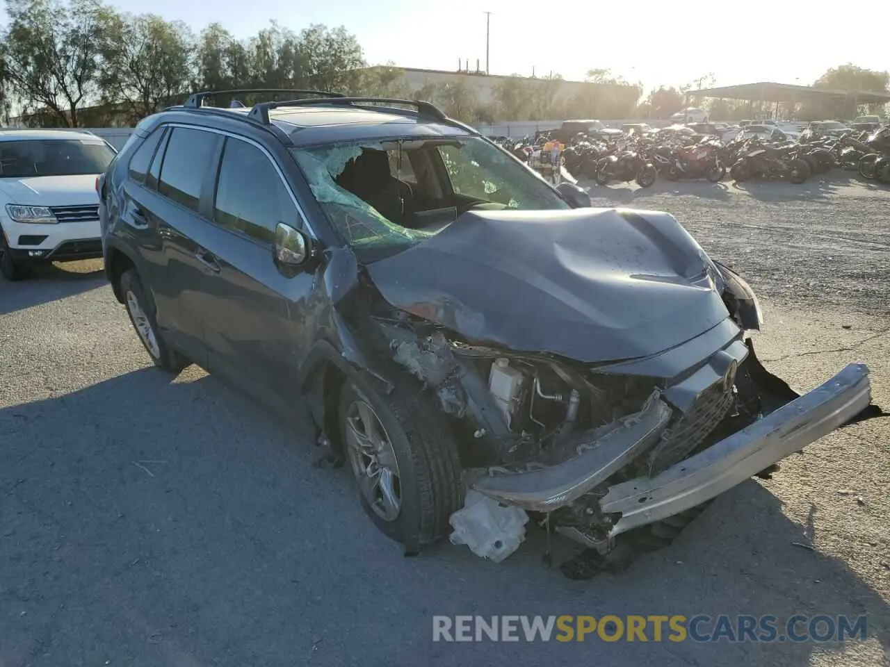 1 Photograph of a damaged car JTMP1RFV7KD030918 TOYOTA RAV4 2019