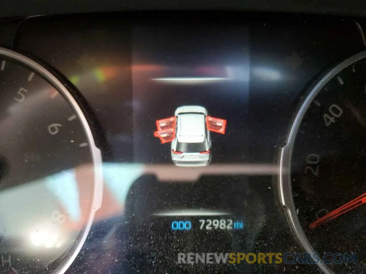 8 Photograph of a damaged car JTMP1RFV7KD030918 TOYOTA RAV4 2019