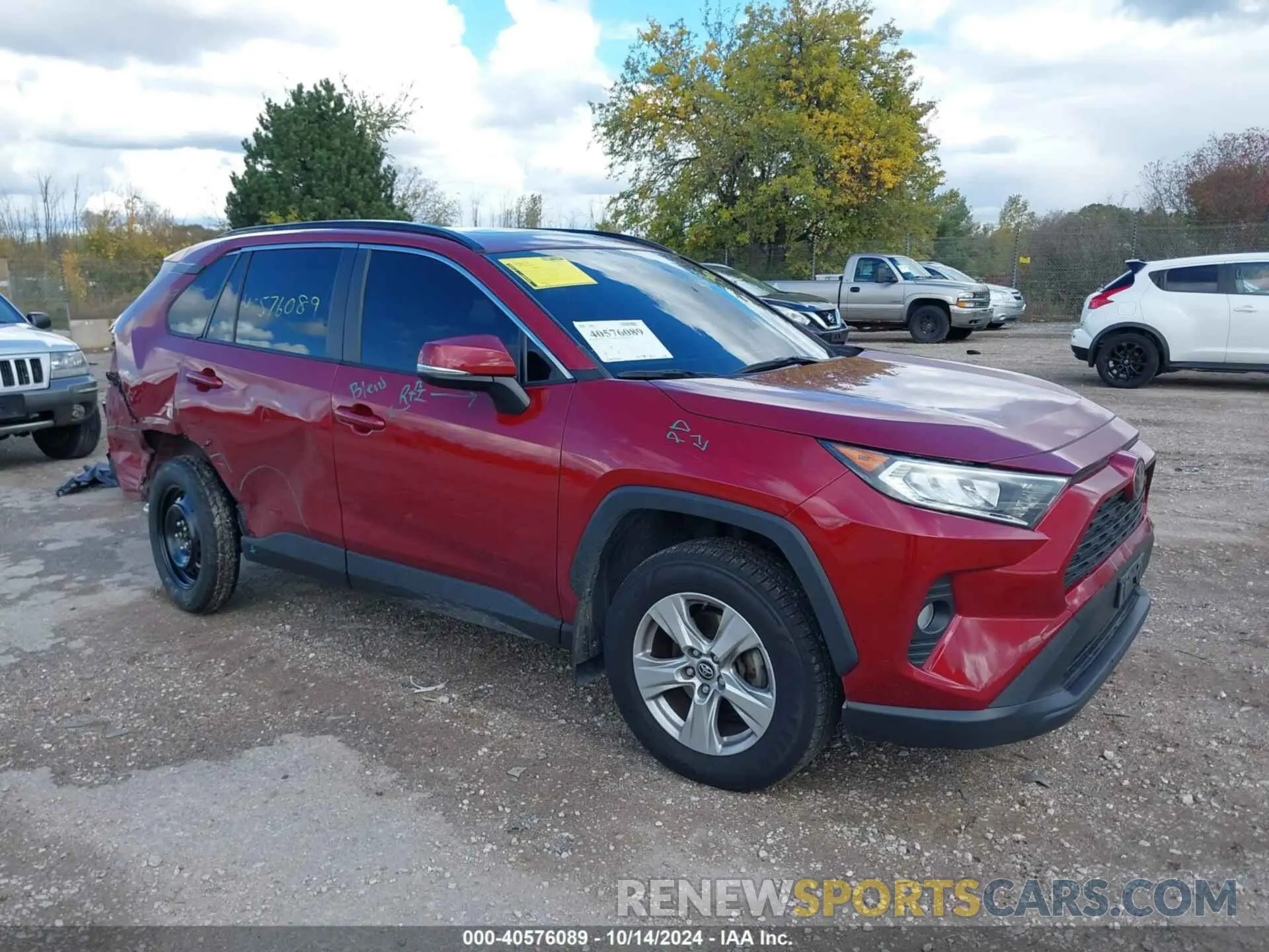 1 Photograph of a damaged car JTMP1RFV7KD504463 TOYOTA RAV4 2019