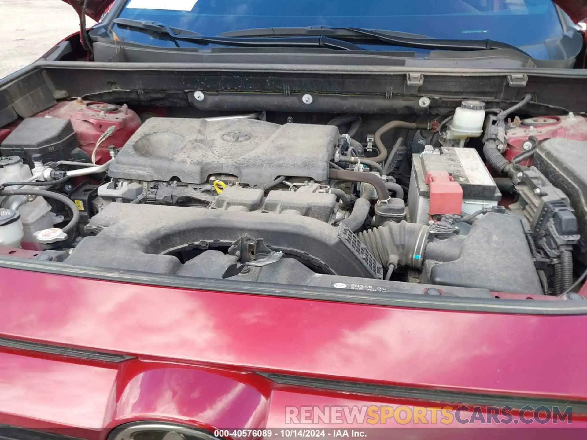 10 Photograph of a damaged car JTMP1RFV7KD504463 TOYOTA RAV4 2019