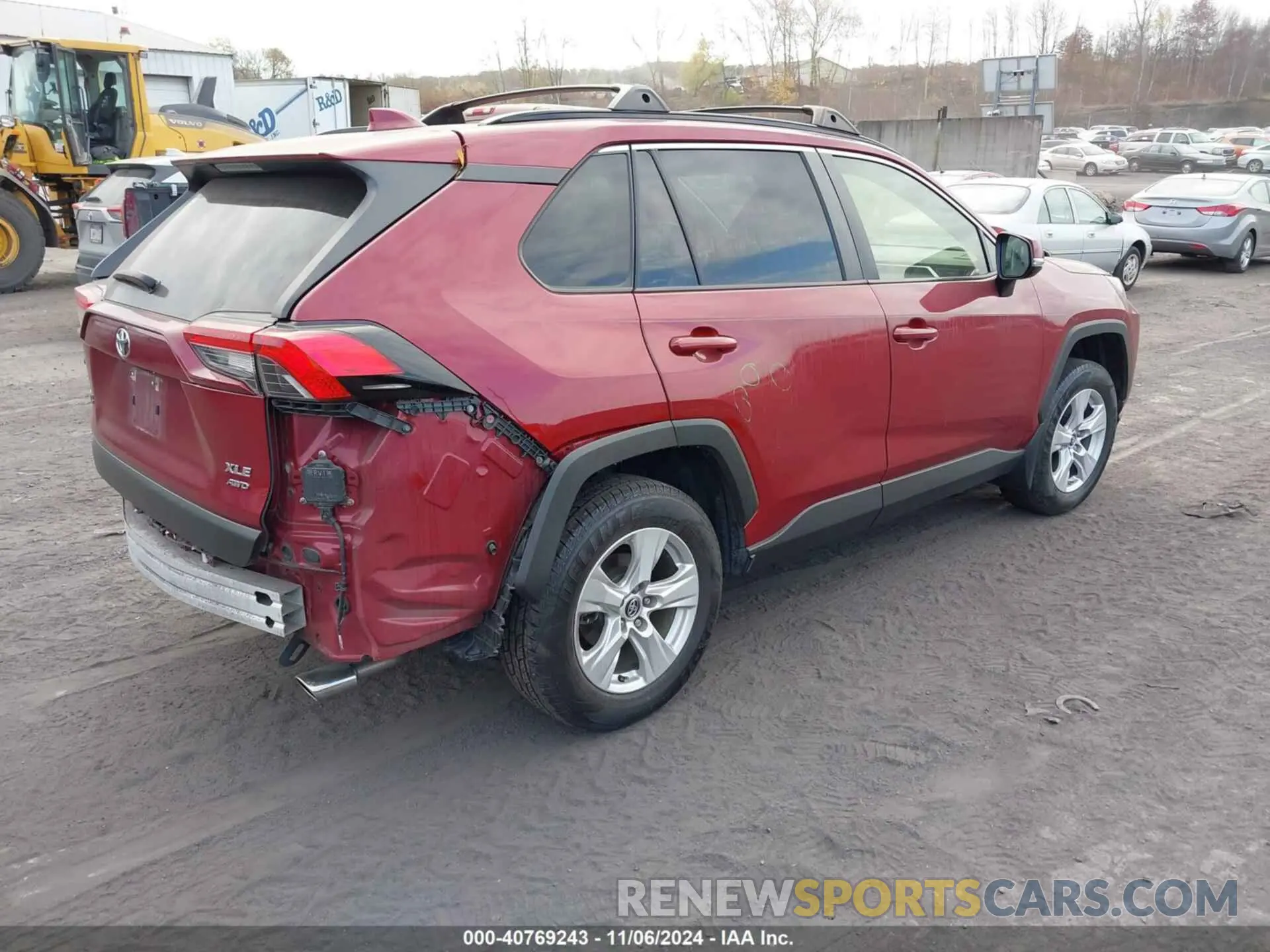 4 Photograph of a damaged car JTMP1RFV7KD506617 TOYOTA RAV4 2019