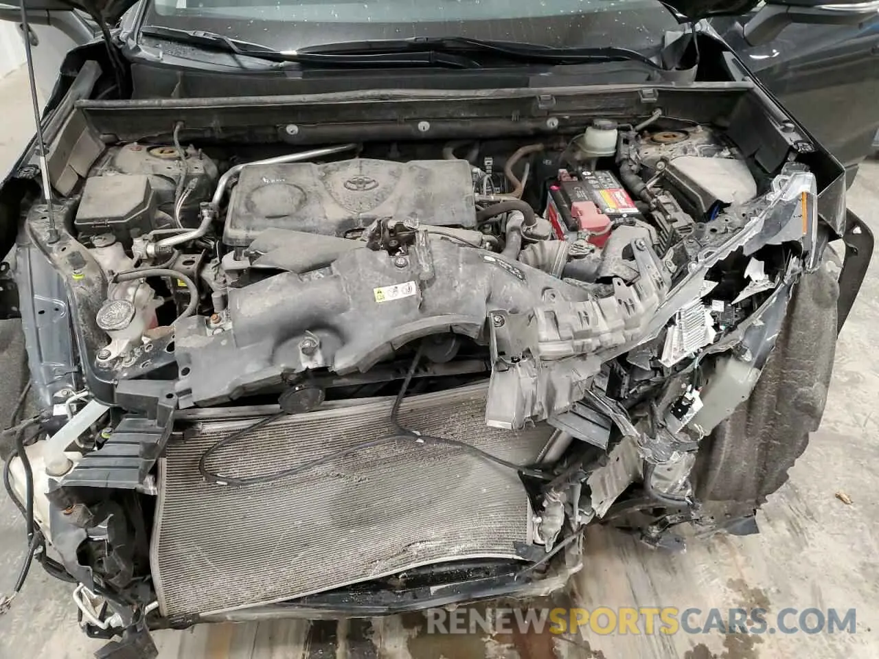 13 Photograph of a damaged car JTMP1RFV8KD007129 TOYOTA RAV4 2019