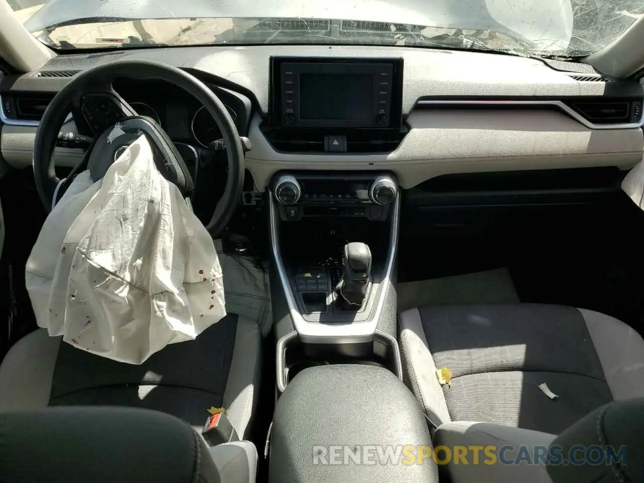 8 Photograph of a damaged car JTMP1RFV8KD008720 TOYOTA RAV4 2019