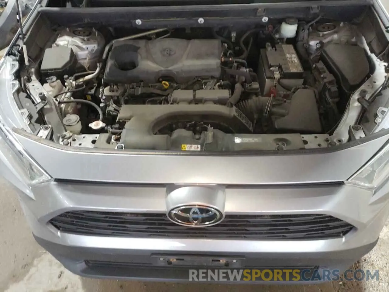 12 Photograph of a damaged car JTMP1RFV8KD019622 TOYOTA RAV4 2019