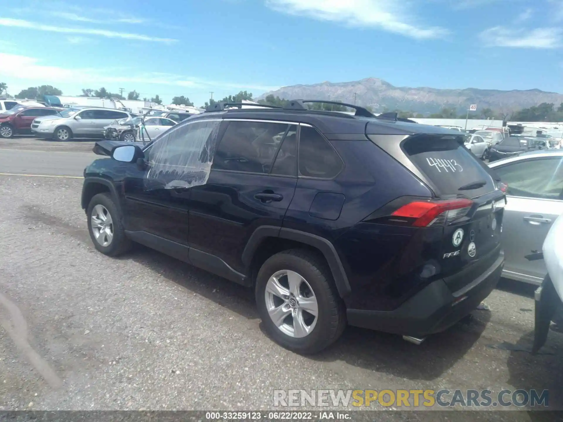 3 Photograph of a damaged car JTMP1RFV8KD024352 TOYOTA RAV4 2019