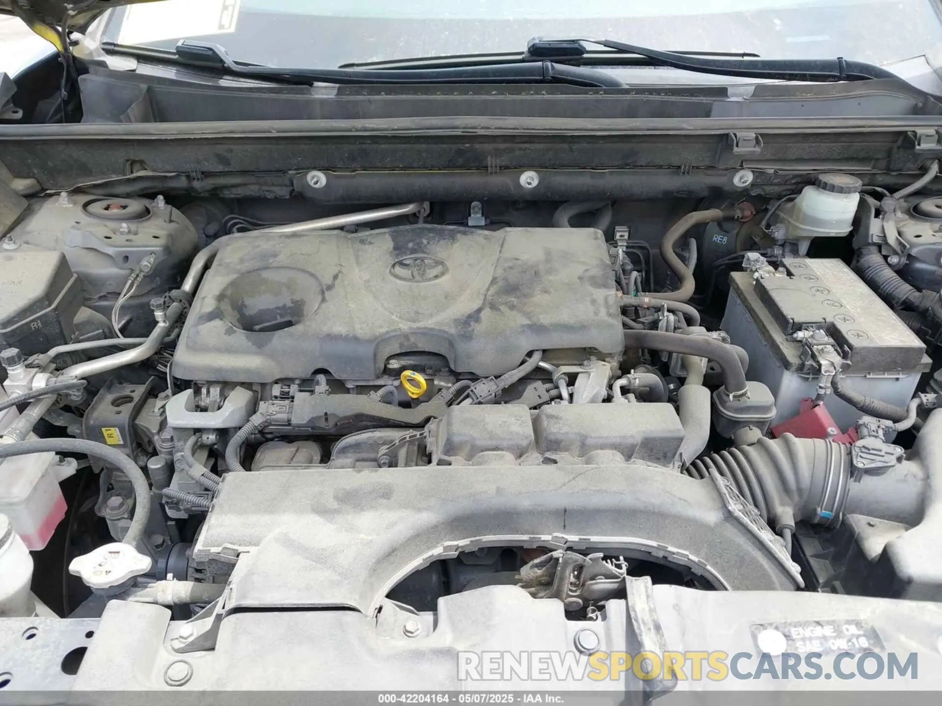 10 Photograph of a damaged car JTMP1RFV8KD030071 TOYOTA RAV4 2019