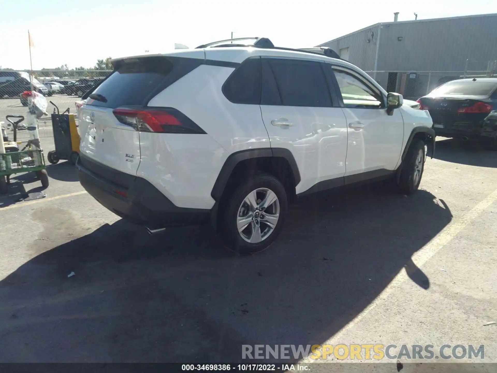 4 Photograph of a damaged car JTMP1RFV8KD030345 TOYOTA RAV4 2019