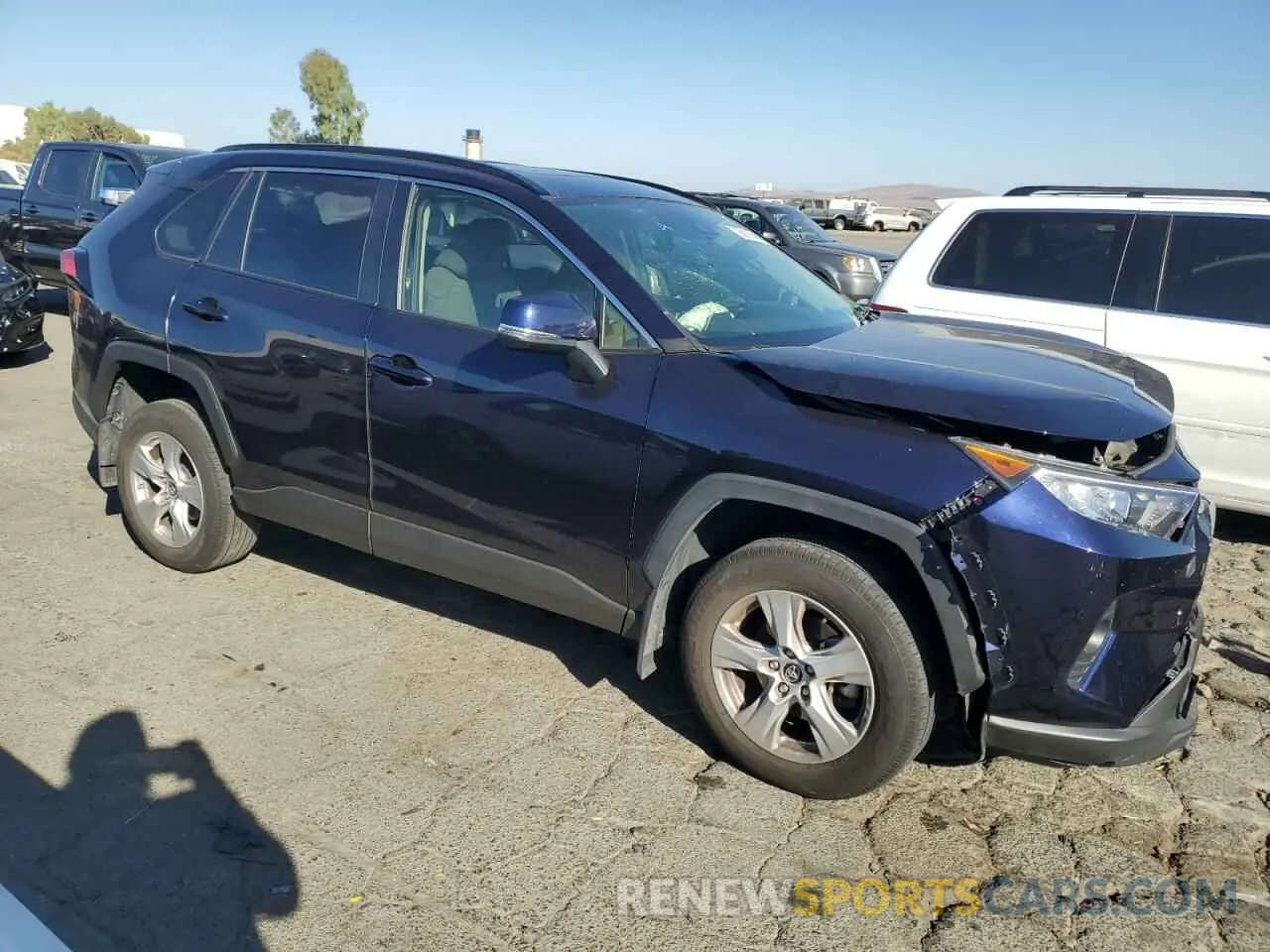 4 Photograph of a damaged car JTMP1RFV8KD513544 TOYOTA RAV4 2019