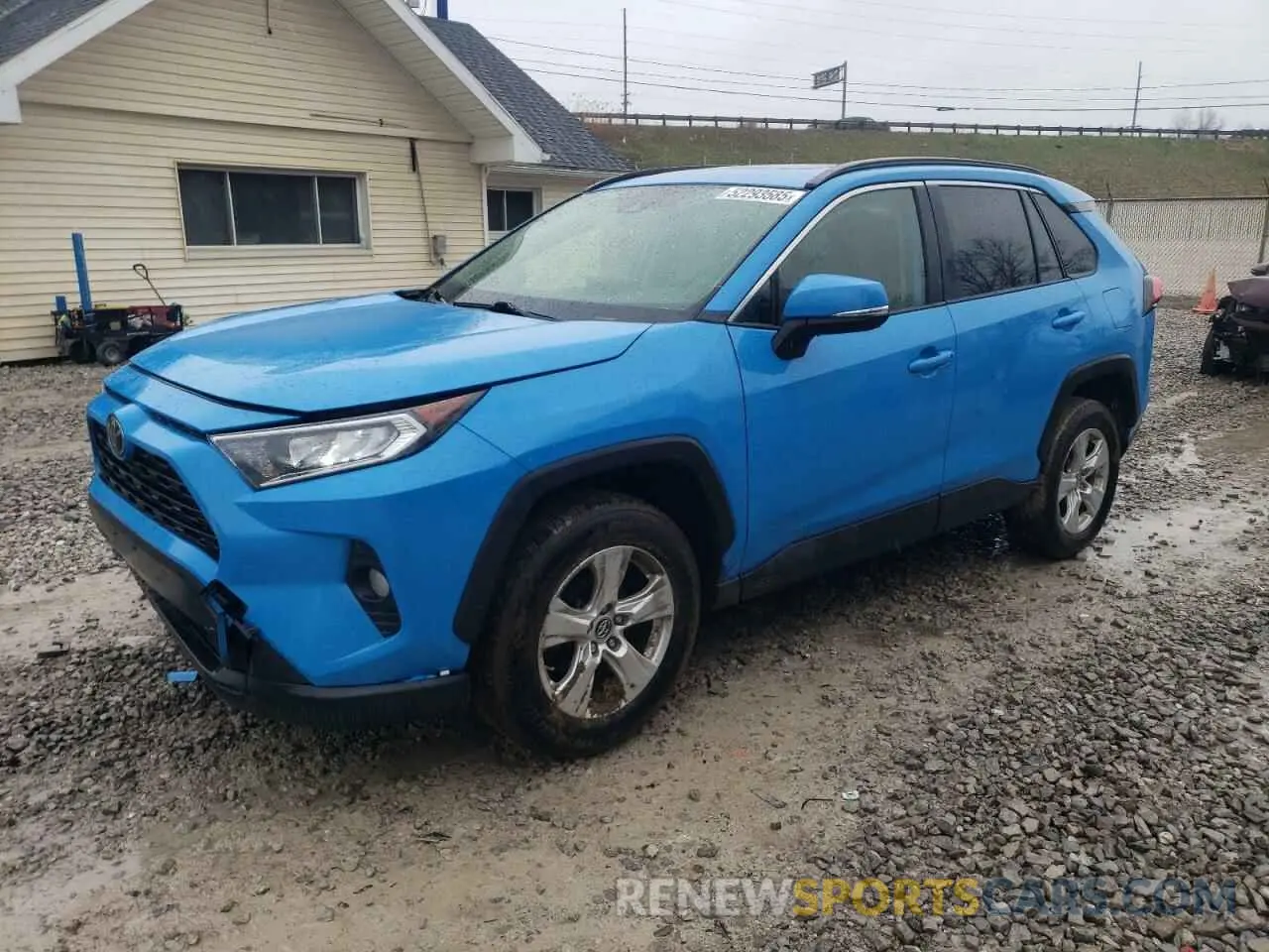 1 Photograph of a damaged car JTMP1RFV9KD004062 TOYOTA RAV4 2019