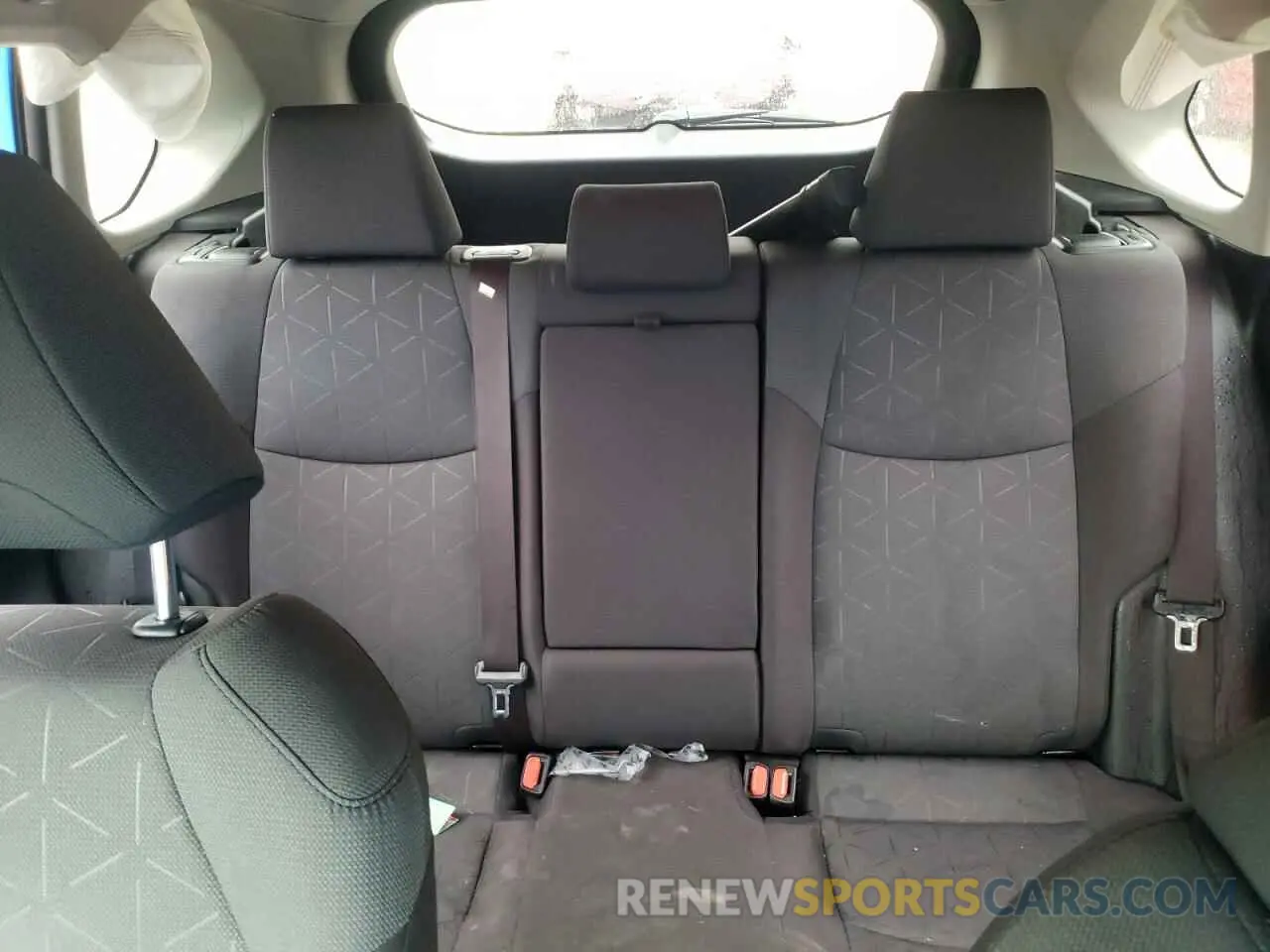 10 Photograph of a damaged car JTMP1RFV9KD004062 TOYOTA RAV4 2019