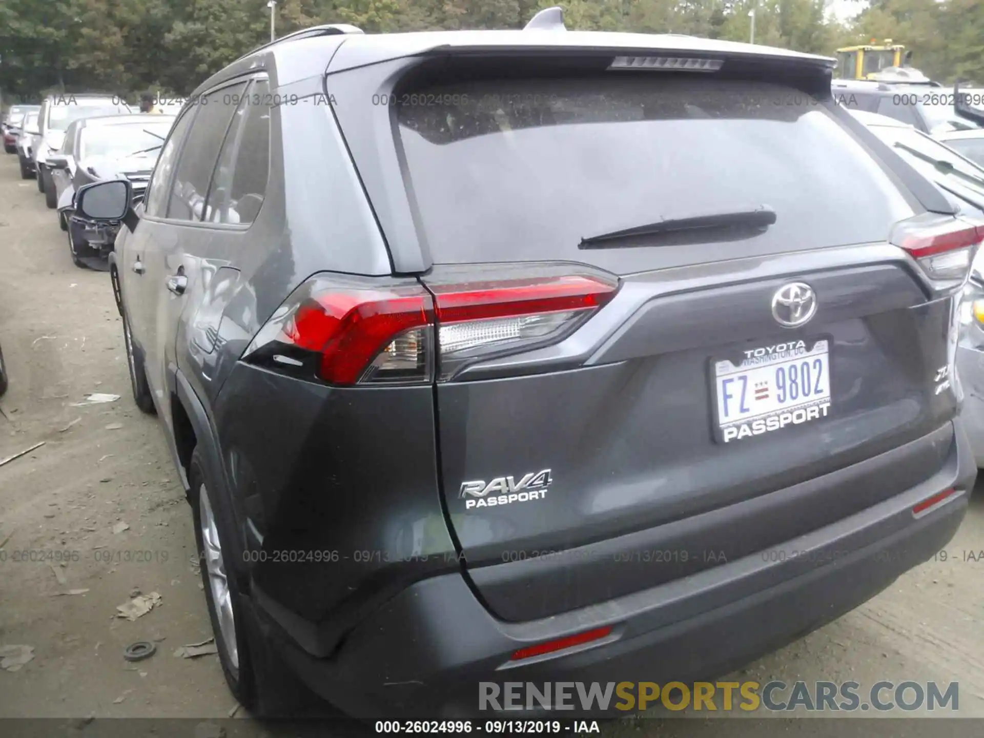 3 Photograph of a damaged car JTMP1RFV9KD008726 TOYOTA RAV4 2019