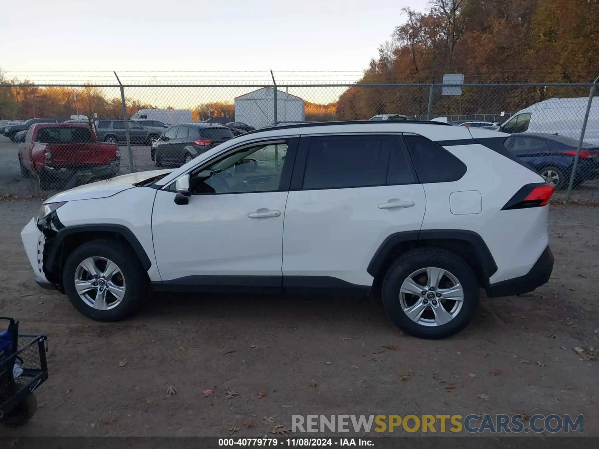 14 Photograph of a damaged car JTMP1RFV9KD012355 TOYOTA RAV4 2019