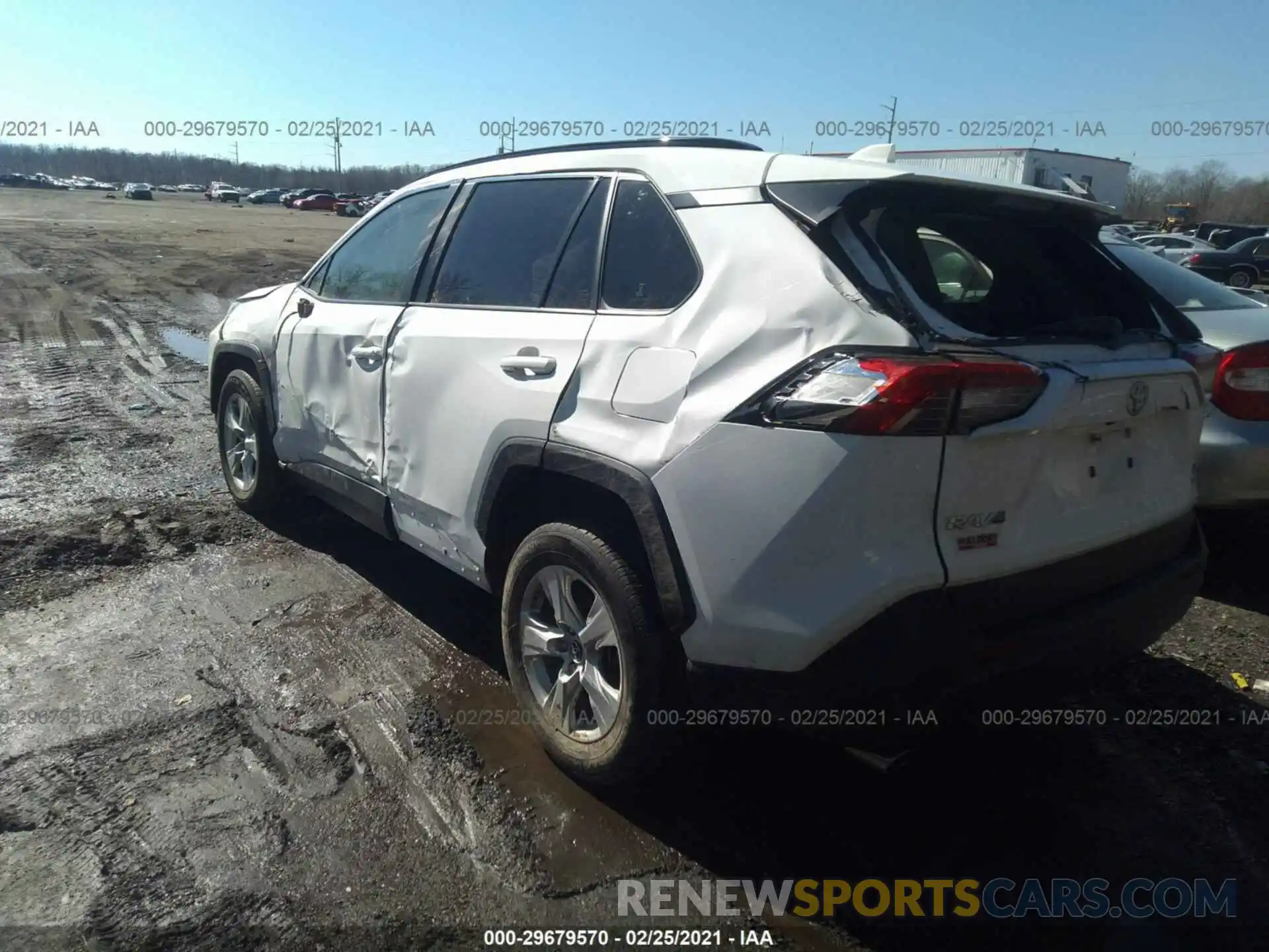 3 Photograph of a damaged car JTMP1RFV9KD014686 TOYOTA RAV4 2019