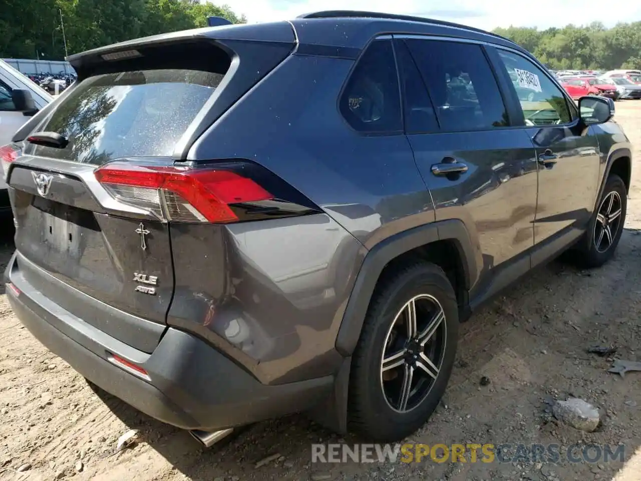 4 Photograph of a damaged car JTMP1RFV9KD020133 TOYOTA RAV4 2019