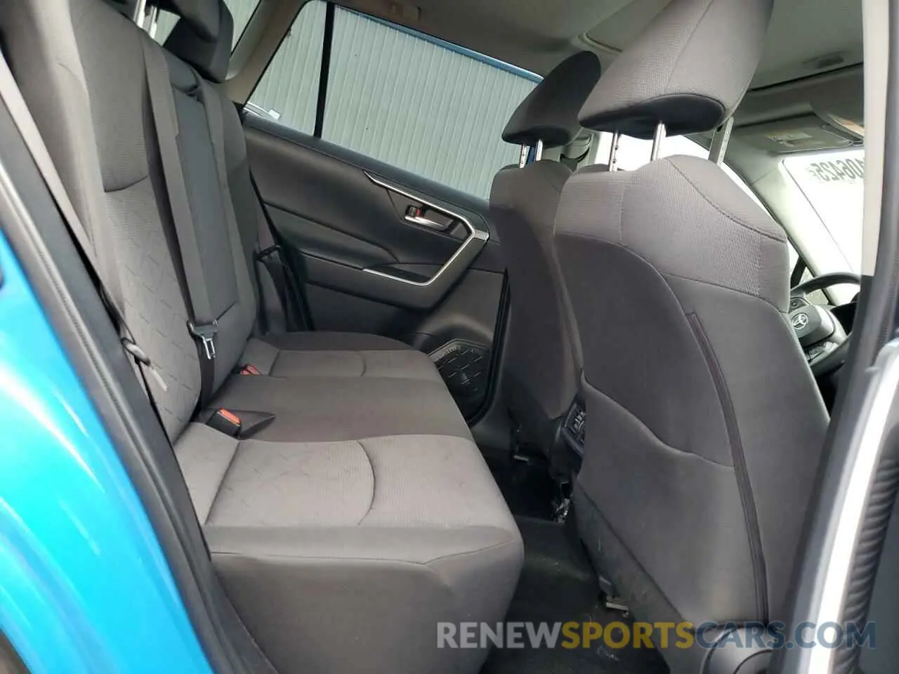 12 Photograph of a damaged car JTMP1RFV9KD026658 TOYOTA RAV4 2019