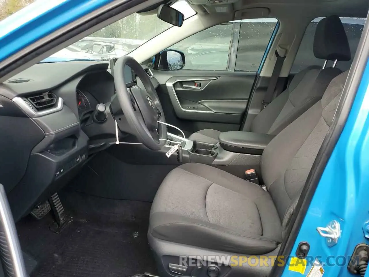 7 Photograph of a damaged car JTMP1RFV9KD026658 TOYOTA RAV4 2019