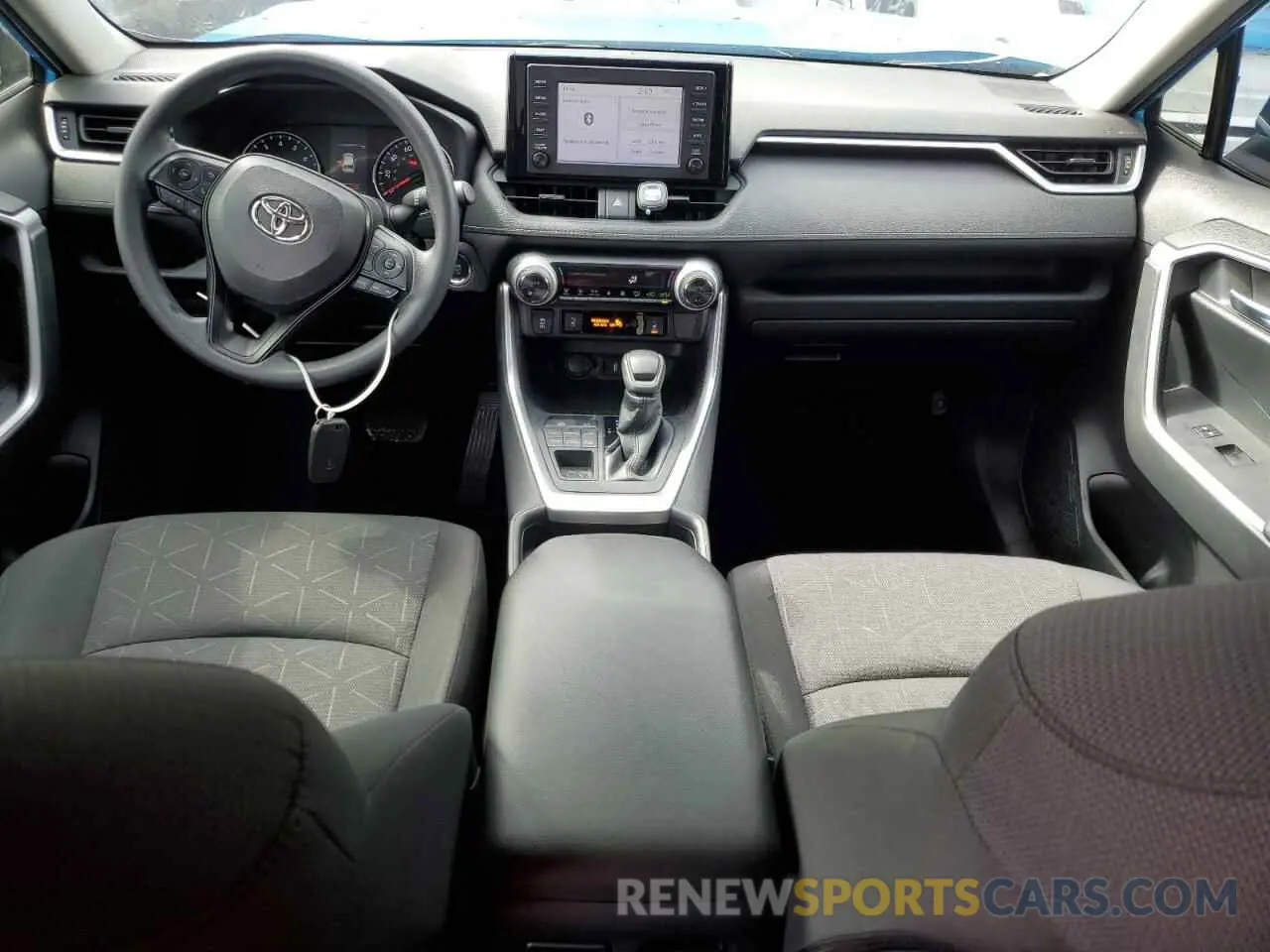 8 Photograph of a damaged car JTMP1RFV9KD026658 TOYOTA RAV4 2019