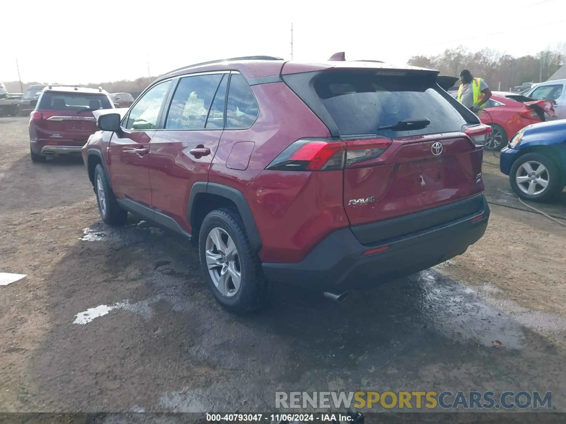 3 Photograph of a damaged car JTMP1RFV9KD031827 TOYOTA RAV4 2019
