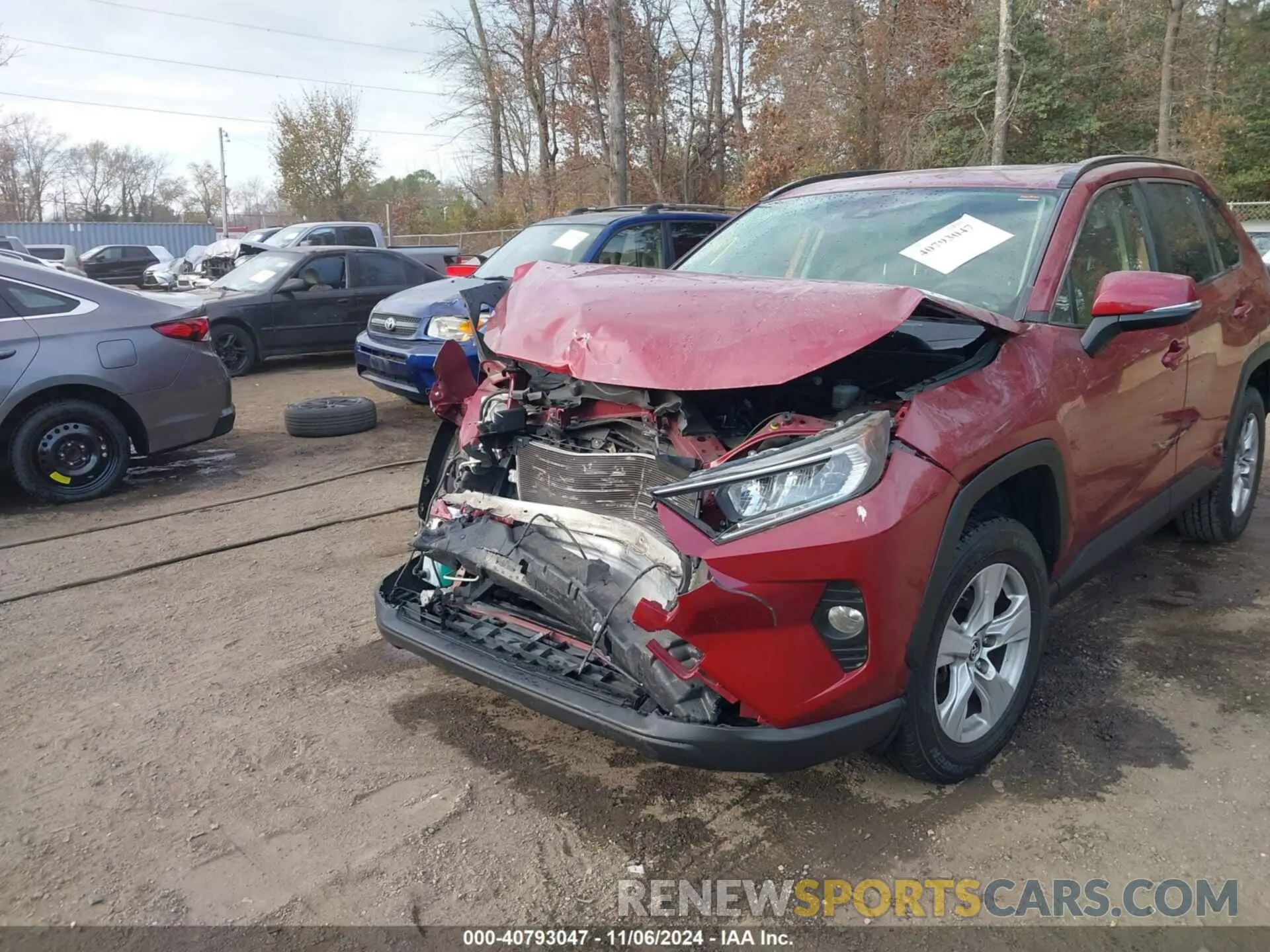 6 Photograph of a damaged car JTMP1RFV9KD031827 TOYOTA RAV4 2019
