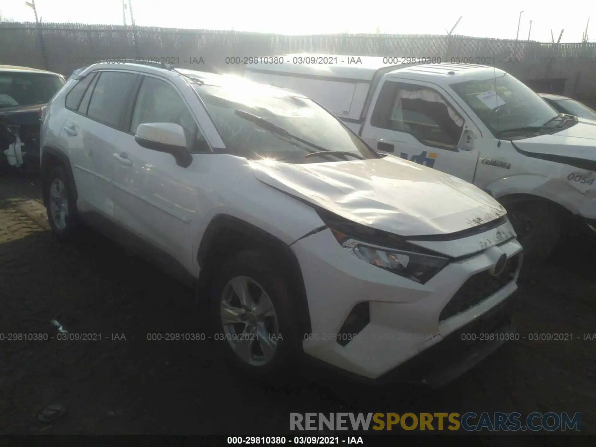 1 Photograph of a damaged car JTMP1RFV9KD500785 TOYOTA RAV4 2019