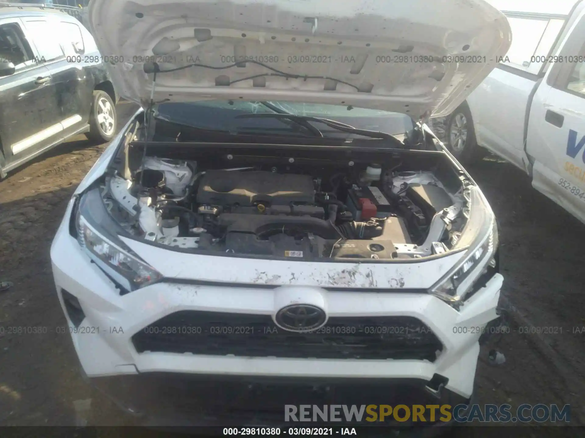 10 Photograph of a damaged car JTMP1RFV9KD500785 TOYOTA RAV4 2019