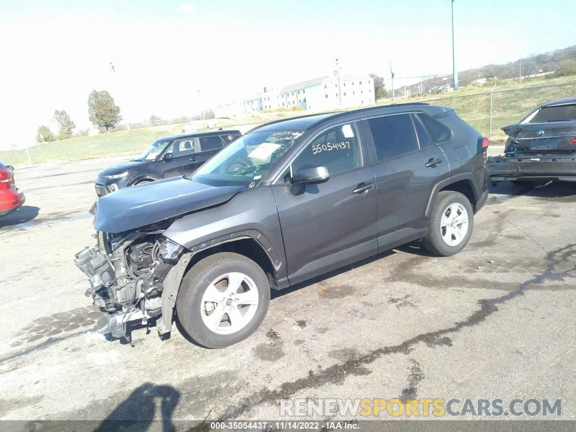 2 Photograph of a damaged car JTMP1RFV9KD506571 TOYOTA RAV4 2019