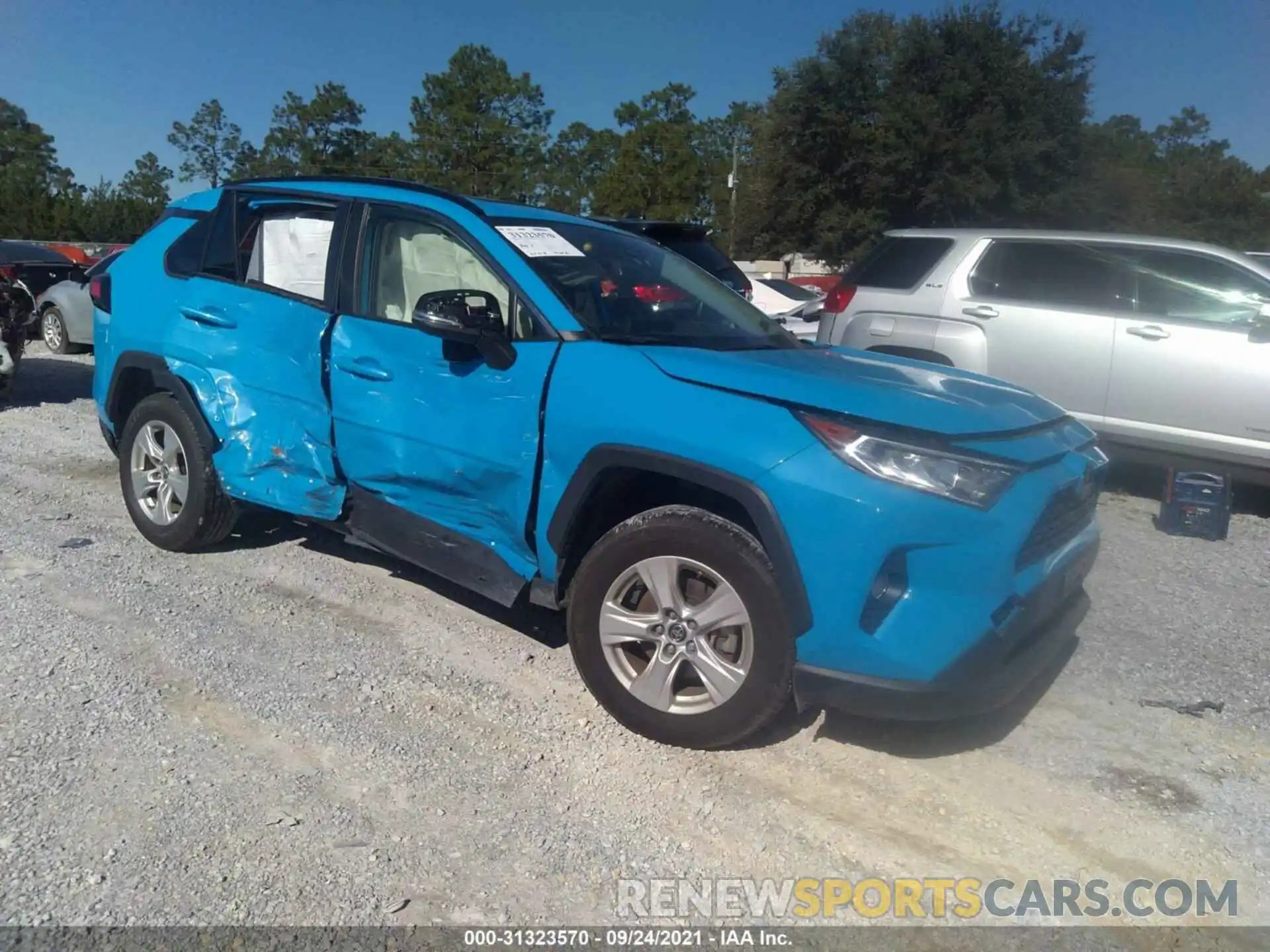 1 Photograph of a damaged car JTMP1RFV9KD508563 TOYOTA RAV4 2019