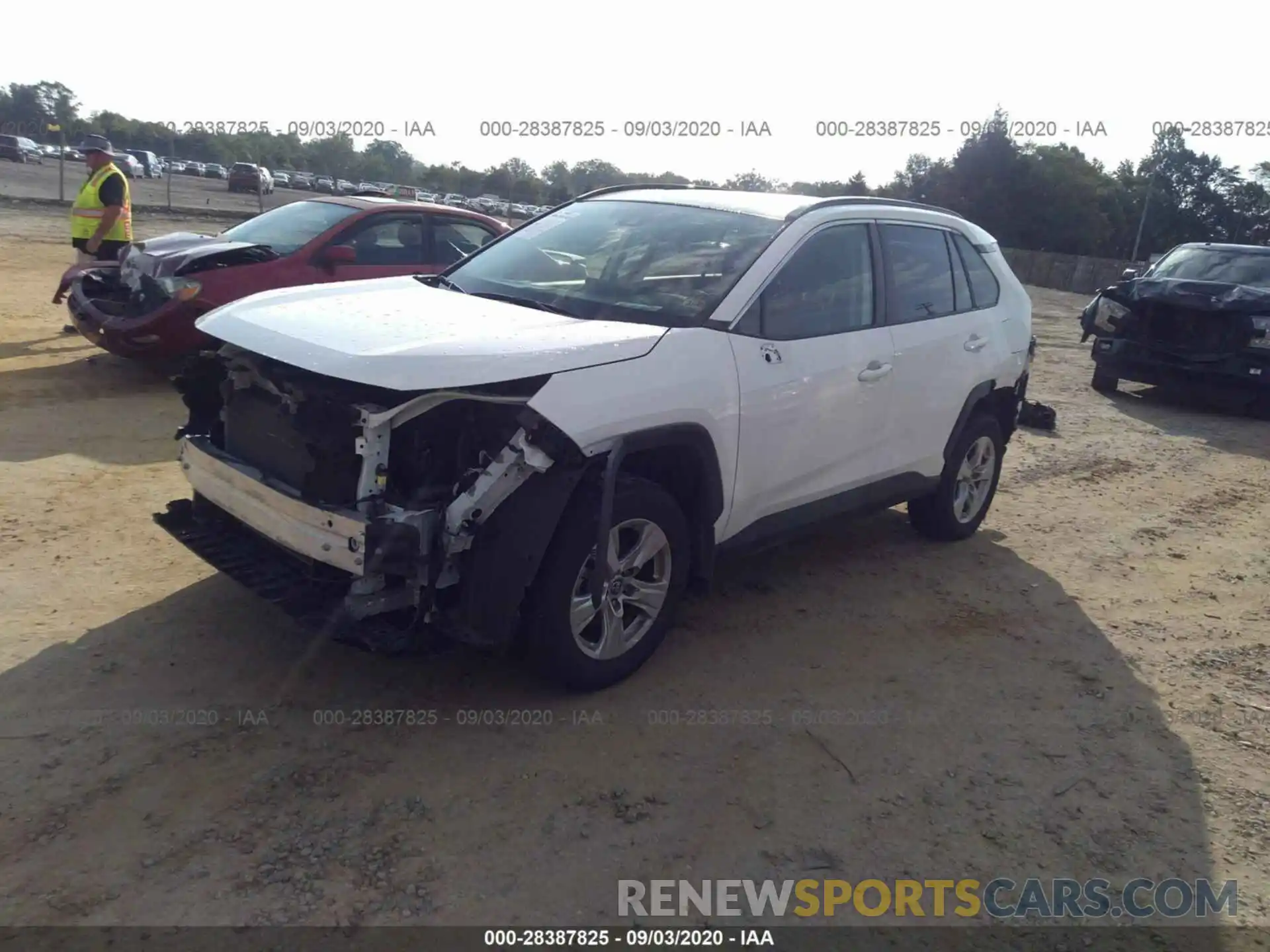 2 Photograph of a damaged car JTMP1RFV9KD515853 TOYOTA RAV4 2019