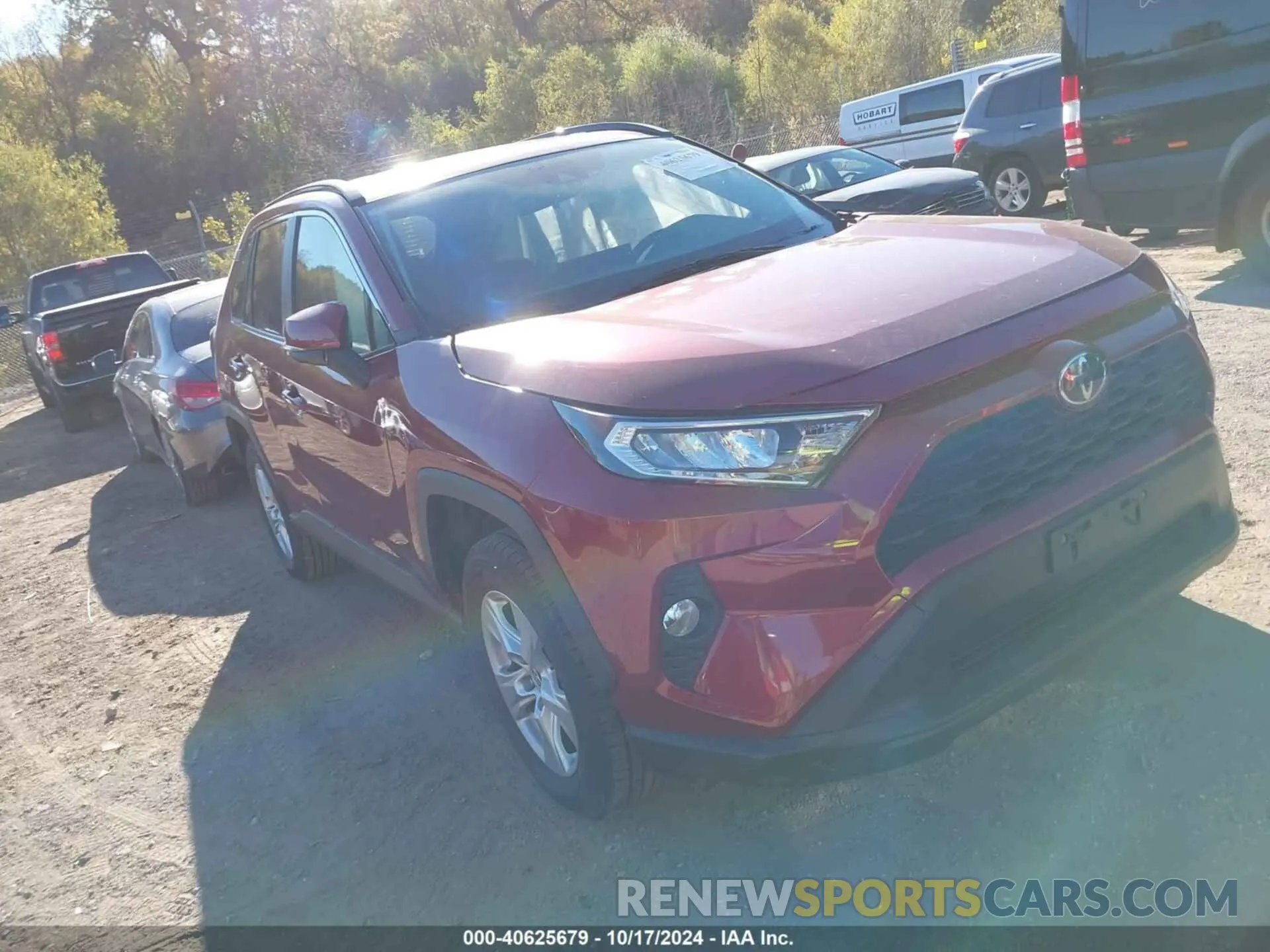1 Photograph of a damaged car JTMP1RFV9KD516016 TOYOTA RAV4 2019