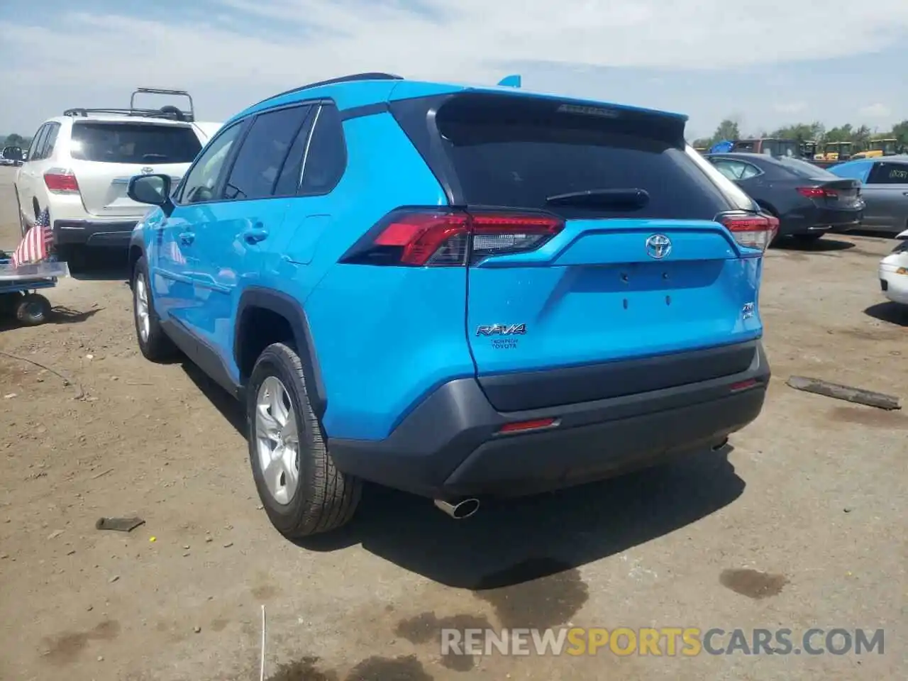 3 Photograph of a damaged car JTMP1RFV9KJ014351 TOYOTA RAV4 2019