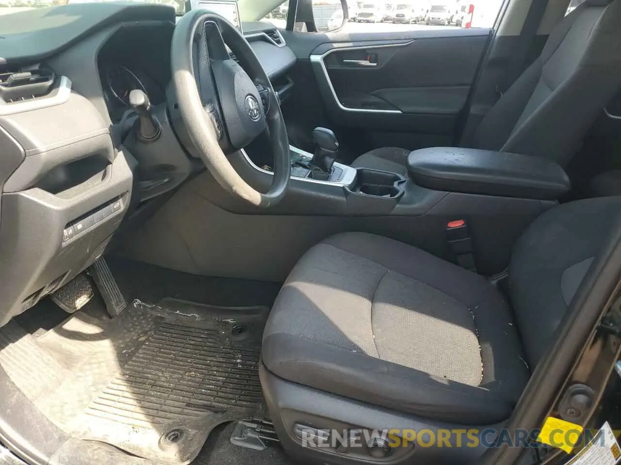 7 Photograph of a damaged car JTMP1RFVXKD005687 TOYOTA RAV4 2019