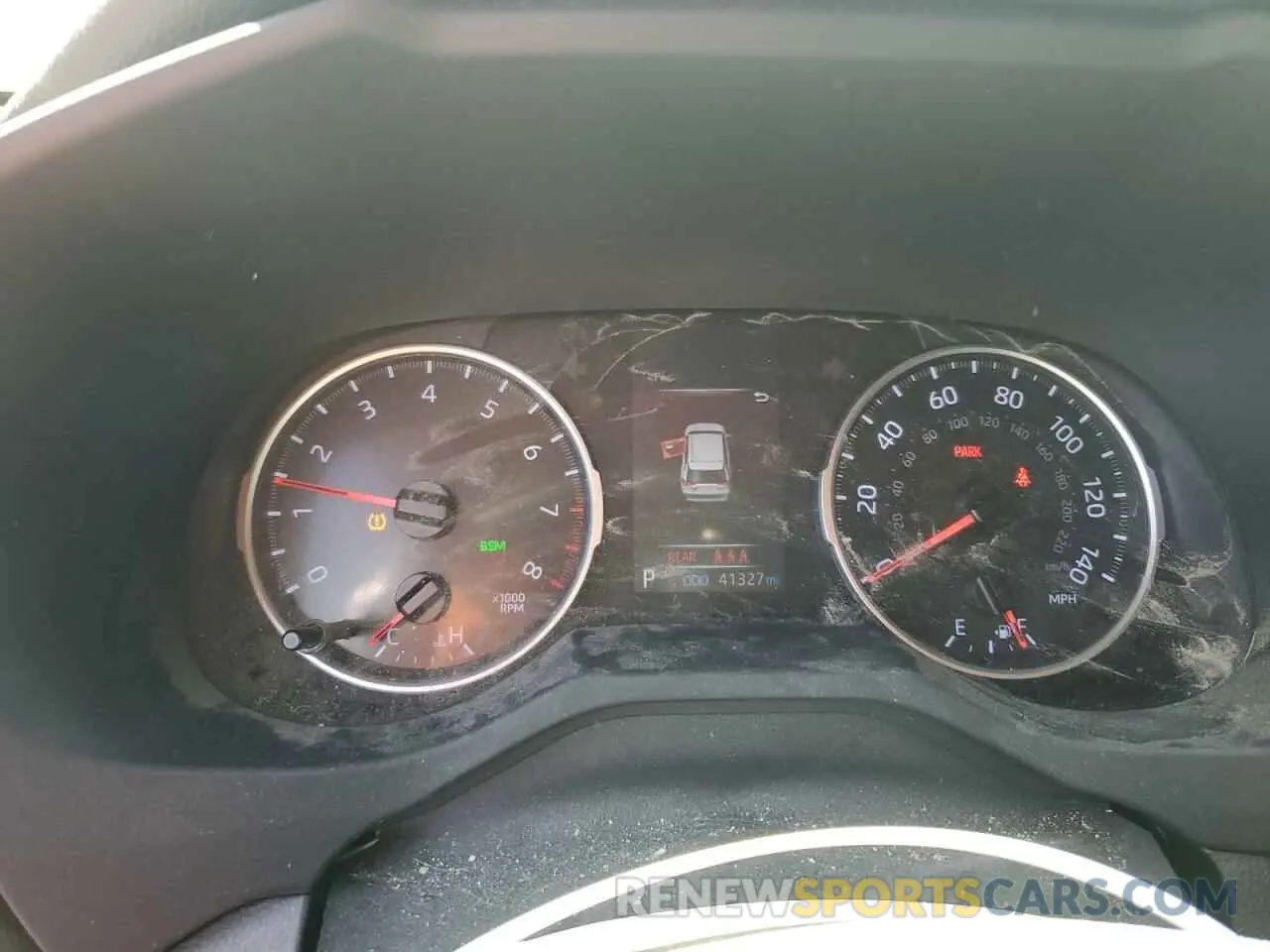 9 Photograph of a damaged car JTMP1RFVXKD021338 TOYOTA RAV4 2019