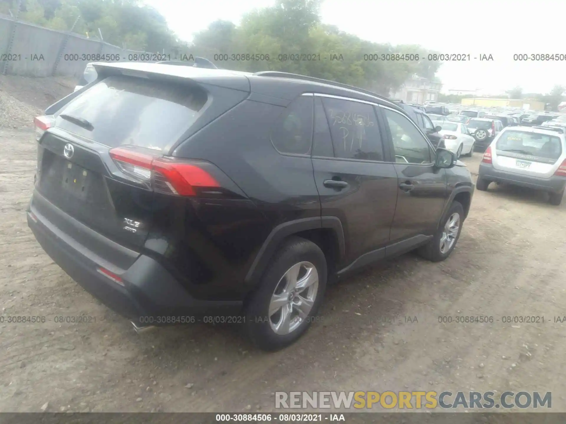 4 Photograph of a damaged car JTMP1RFVXKJ008400 TOYOTA RAV4 2019