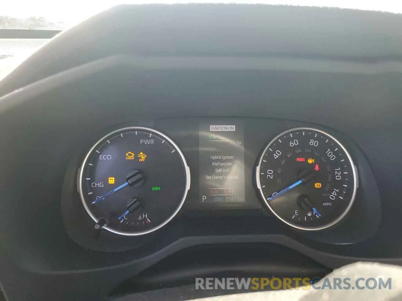 9 Photograph of a damaged car JTMRWRFV0KD007023 TOYOTA RAV4 2019