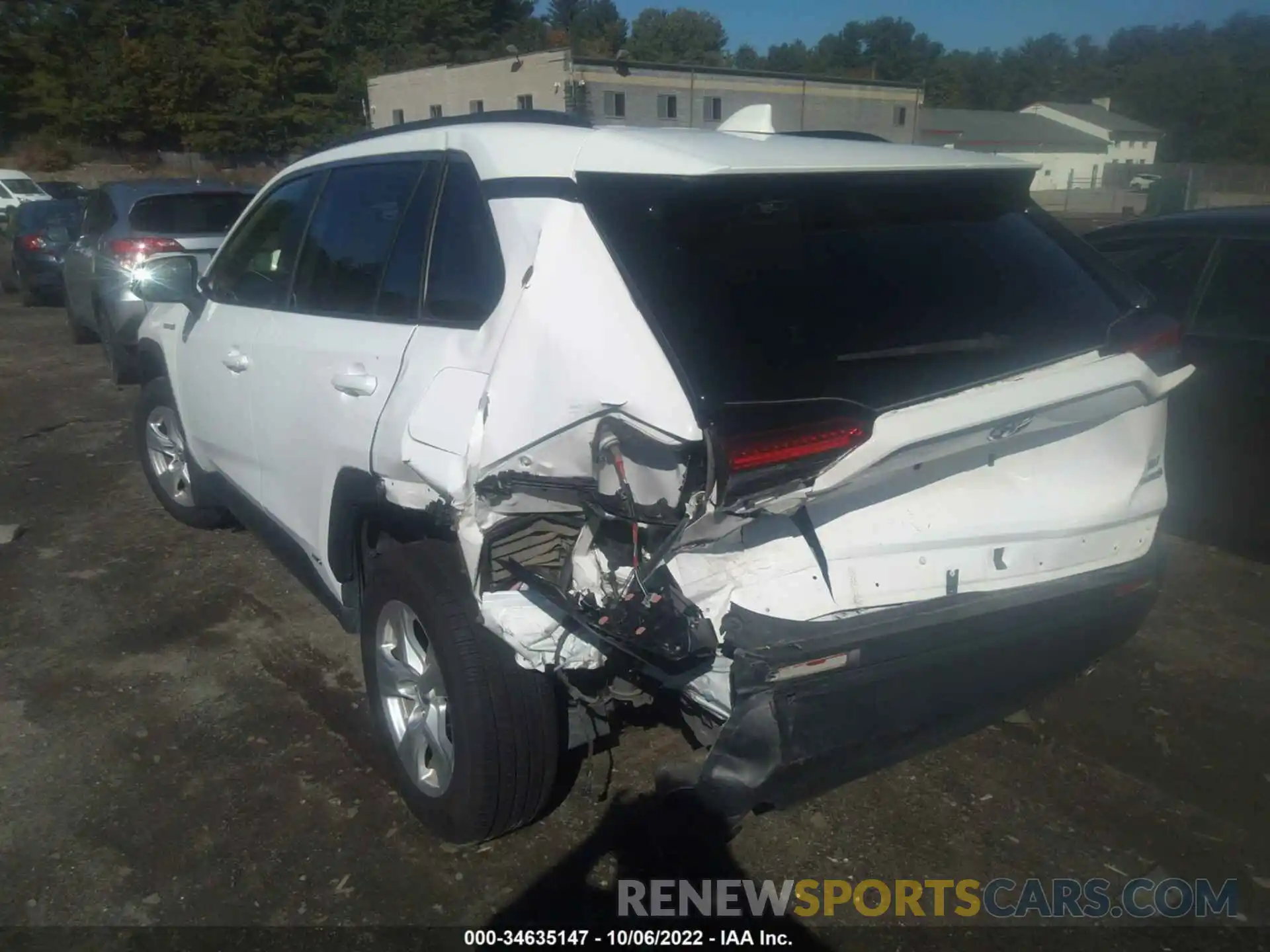 3 Photograph of a damaged car JTMRWRFV0KD012402 TOYOTA RAV4 2019