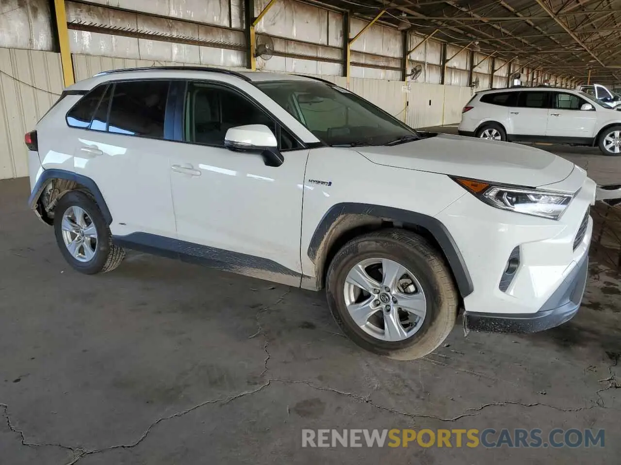 4 Photograph of a damaged car JTMRWRFV0KD515511 TOYOTA RAV4 2019
