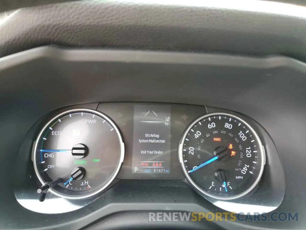 9 Photograph of a damaged car JTMRWRFV1KD004163 TOYOTA RAV4 2019