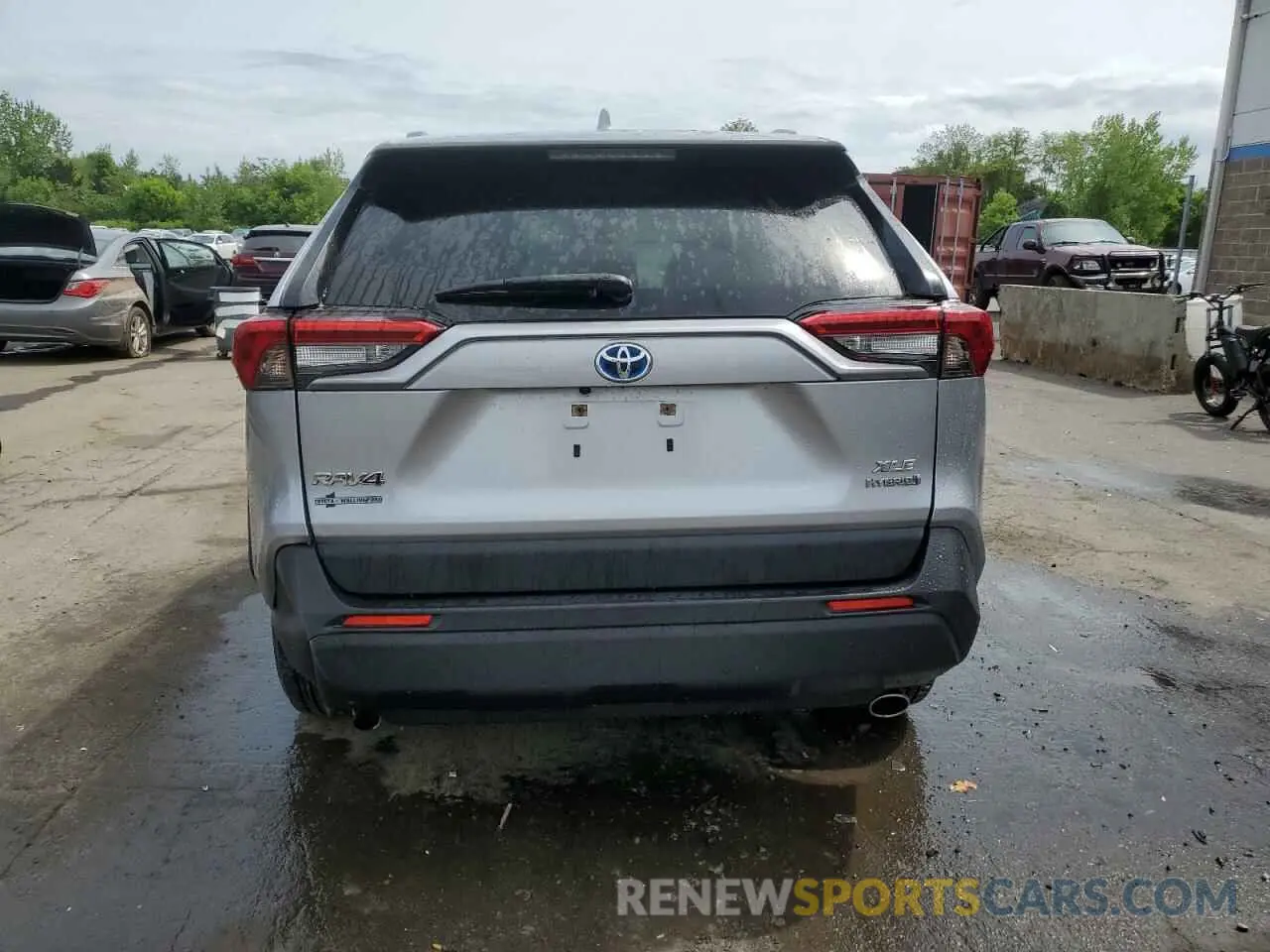6 Photograph of a damaged car JTMRWRFV2KD009419 TOYOTA RAV4 2019