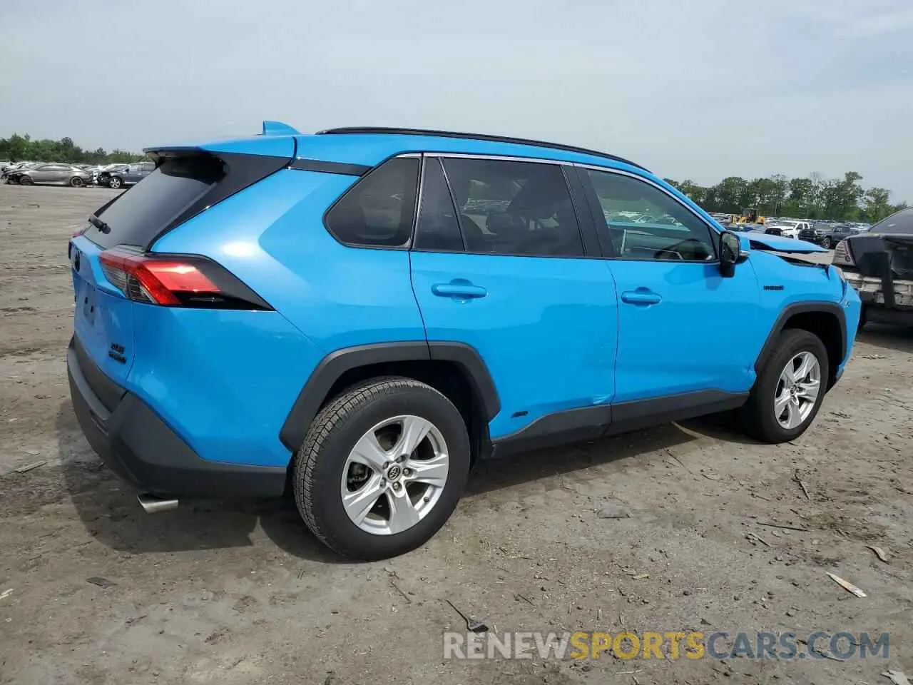 3 Photograph of a damaged car JTMRWRFV2KD028214 TOYOTA RAV4 2019
