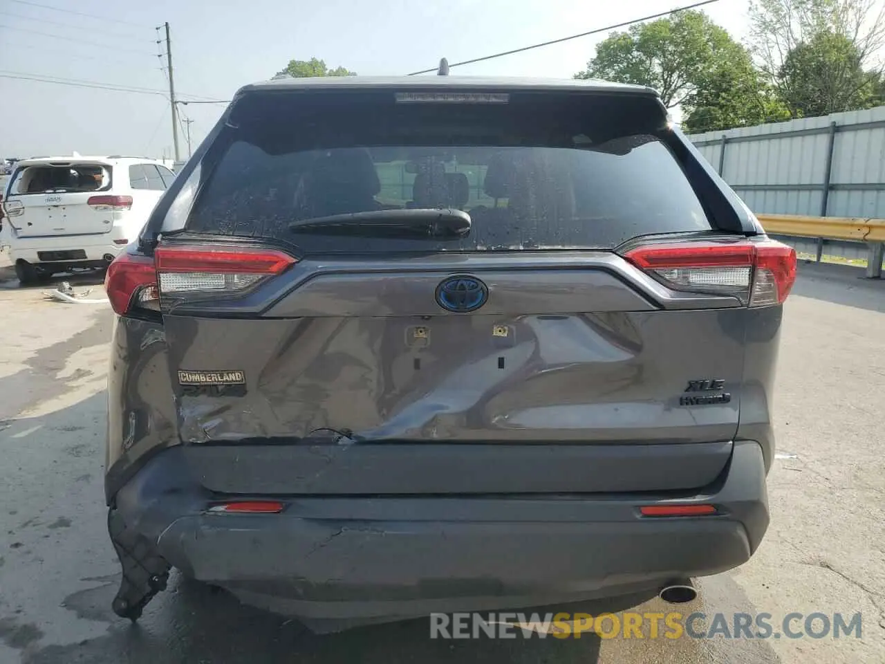6 Photograph of a damaged car JTMRWRFV2KD030268 TOYOTA RAV4 2019