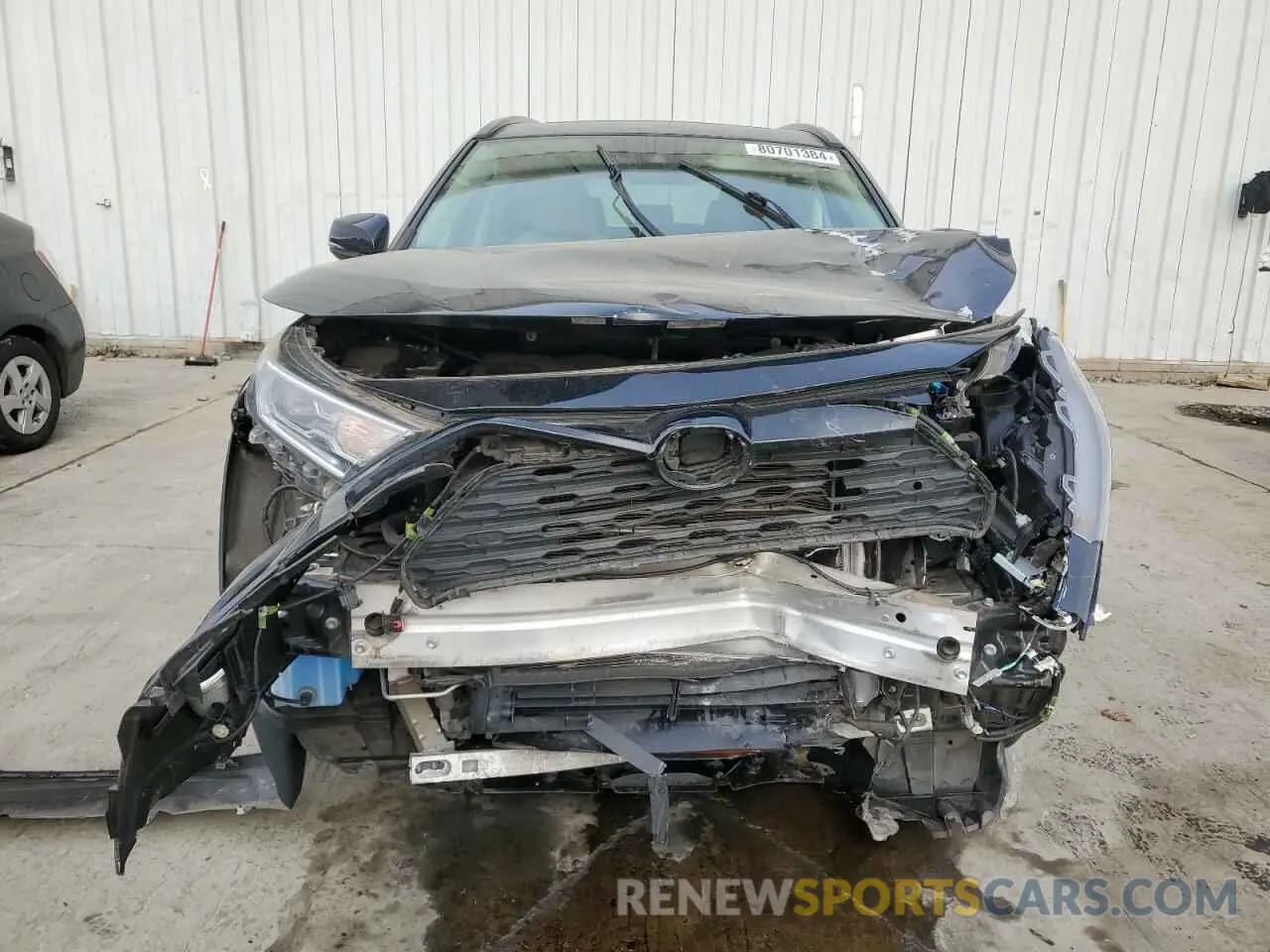 5 Photograph of a damaged car JTMRWRFV2KJ006411 TOYOTA RAV4 2019