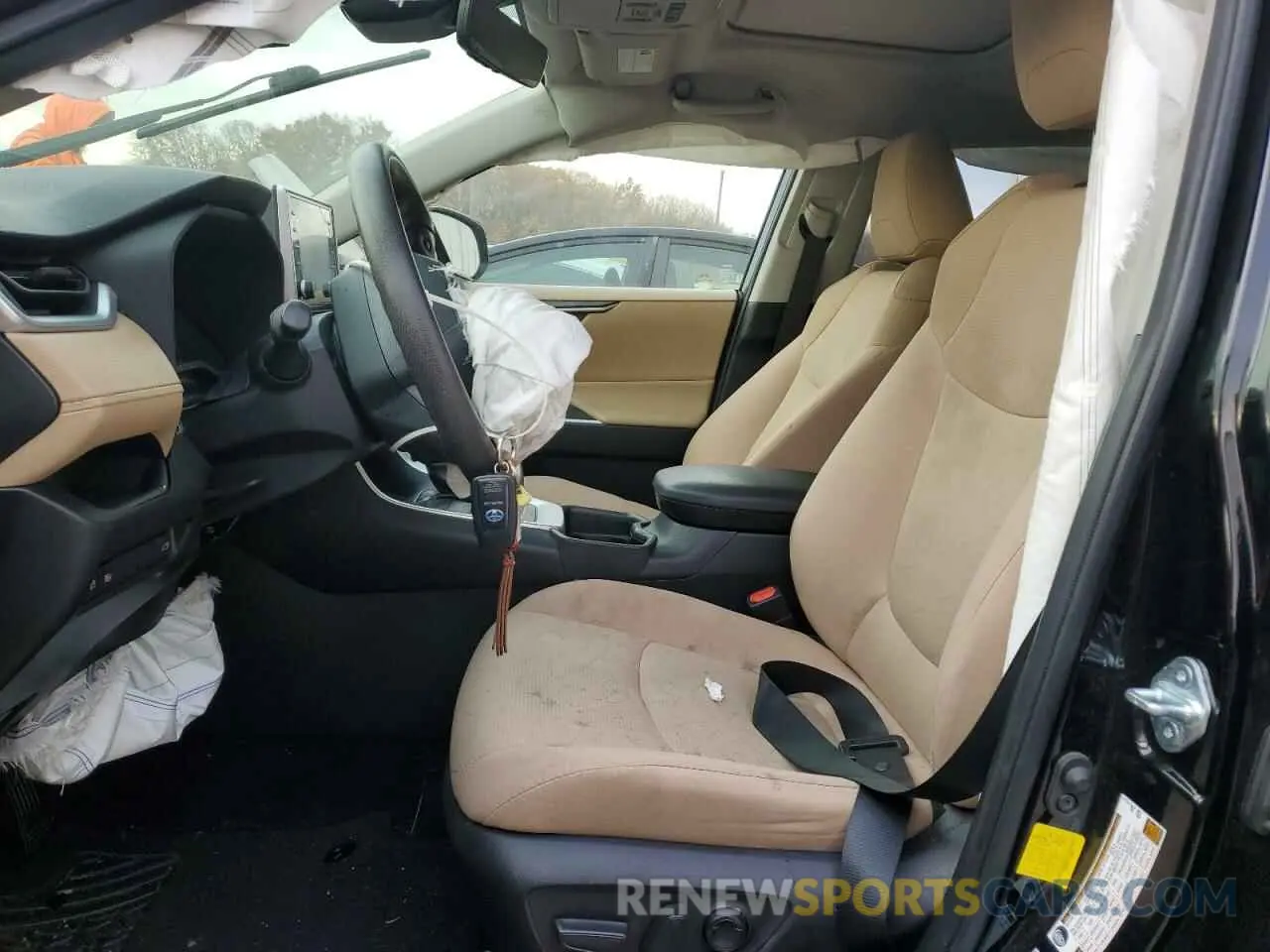 7 Photograph of a damaged car JTMRWRFV2KJ006411 TOYOTA RAV4 2019