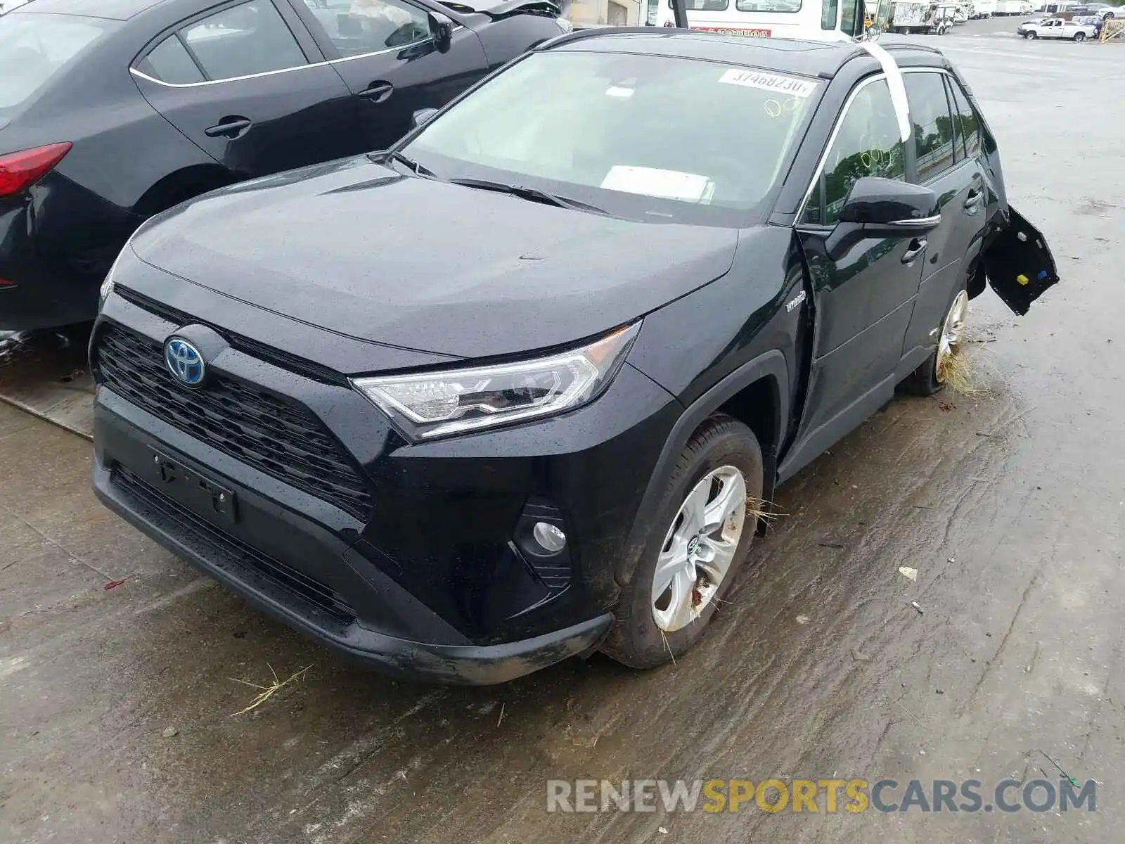 2 Photograph of a damaged car JTMRWRFV3KD005704 TOYOTA RAV4 2019