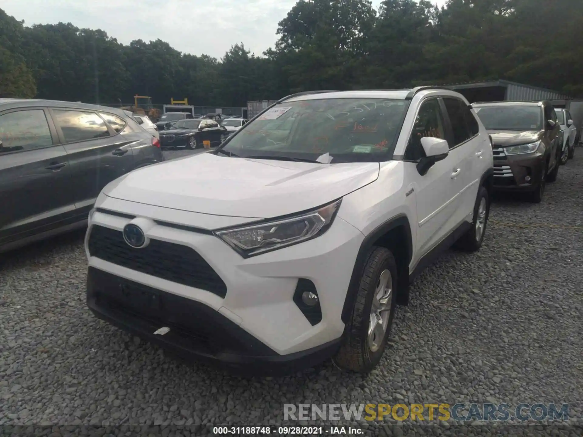 2 Photograph of a damaged car JTMRWRFV4KD028280 TOYOTA RAV4 2019