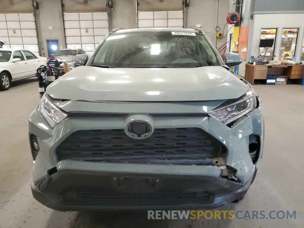 5 Photograph of a damaged car JTMRWRFV4KD032801 TOYOTA RAV4 2019