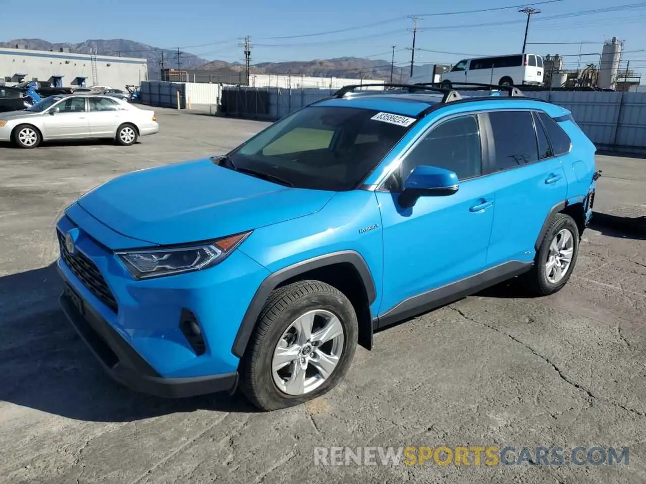1 Photograph of a damaged car JTMRWRFV4KJ009729 TOYOTA RAV4 2019