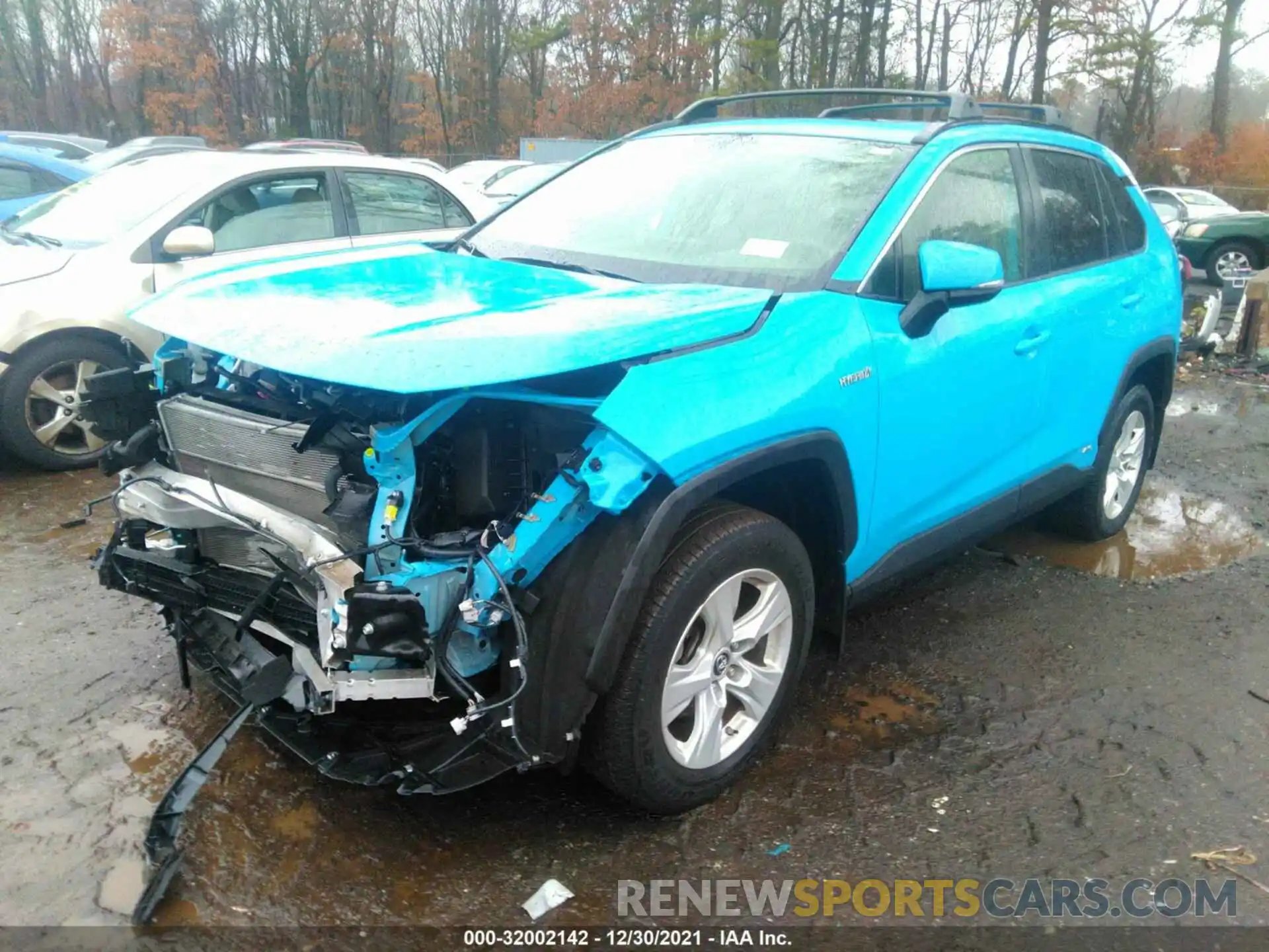 2 Photograph of a damaged car JTMRWRFV7KD006371 TOYOTA RAV4 2019