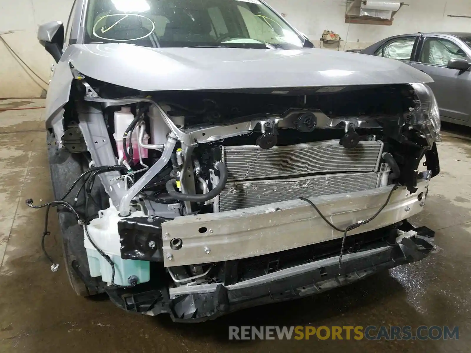 9 Photograph of a damaged car JTMRWRFV7KD026622 TOYOTA RAV4 2019