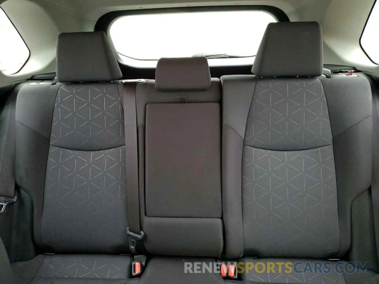 10 Photograph of a damaged car JTMRWRFV7KD043209 TOYOTA RAV4 2019