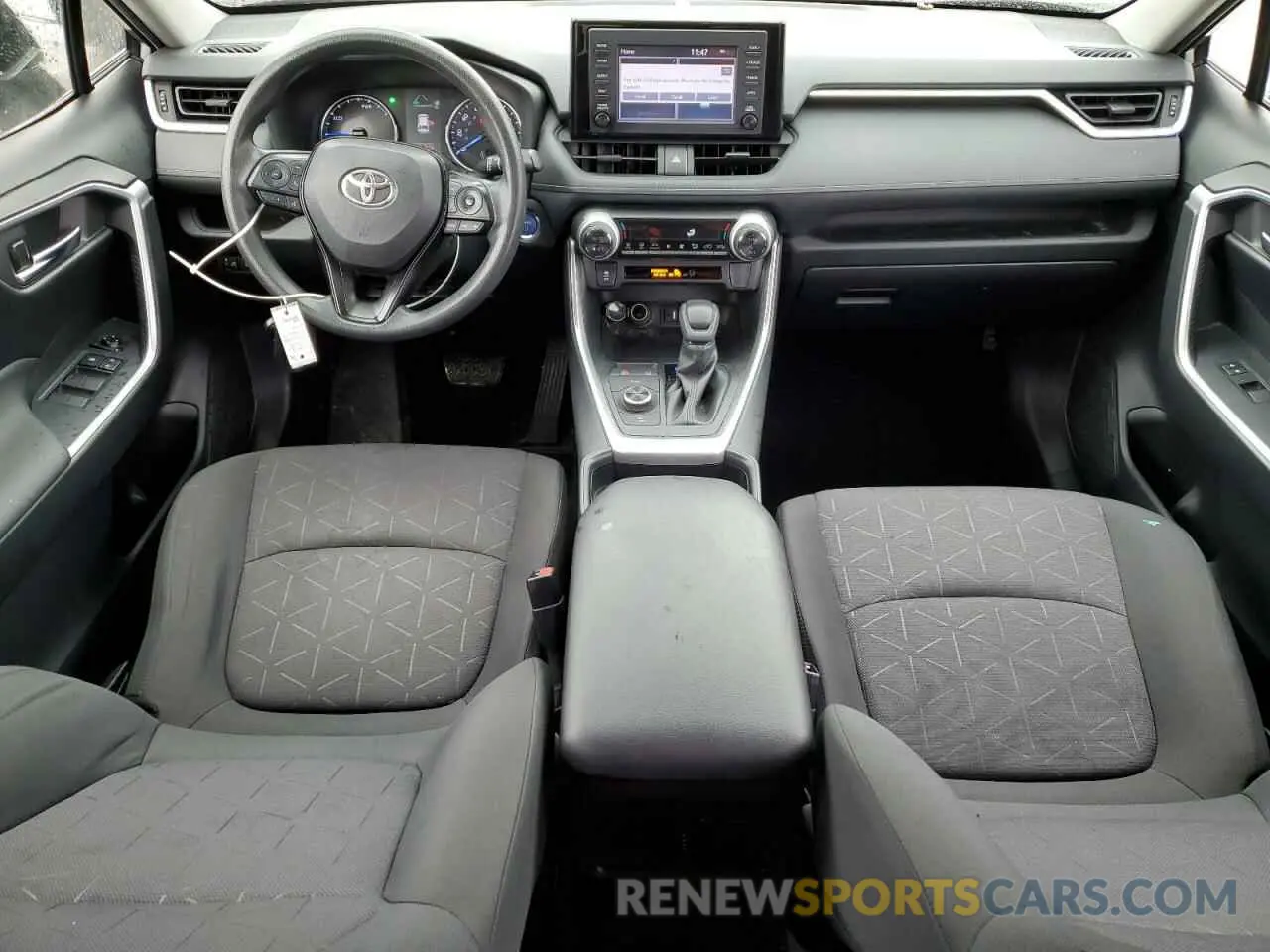 8 Photograph of a damaged car JTMRWRFV7KD043209 TOYOTA RAV4 2019